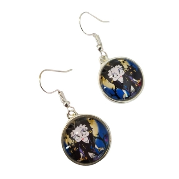 Handcrafted Betty Boop Earrings - Picture 2 of 4